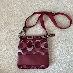 Coach vintage 90s Y2K maroon burgundy woven crossbody bag